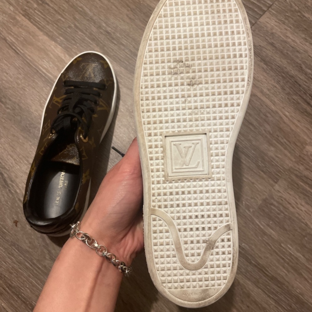 LOUIS VUITTON Patent Monogram Frontrow Sneakers 37 - Picture 7 of 7